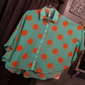 Free People / Gypsy Junkies cape style blouse